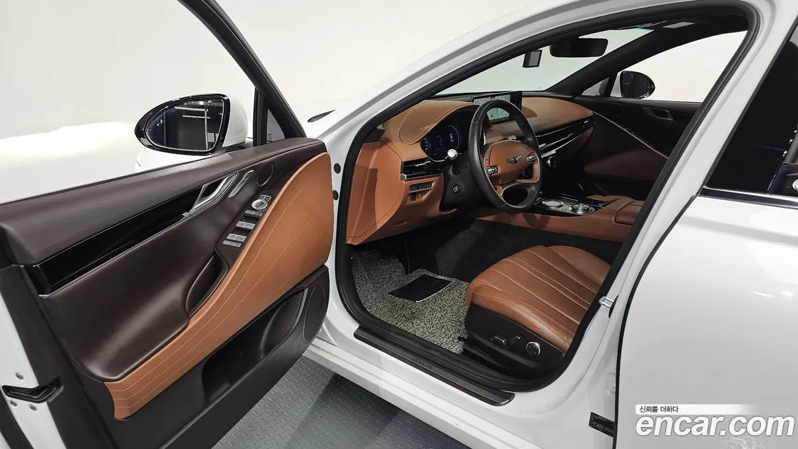 Genesis G80 — фото 10