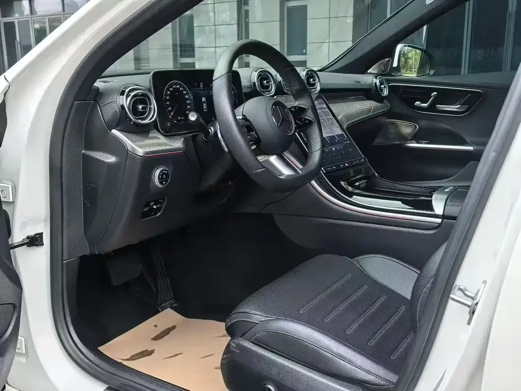 Mercedes-Benz C-Class 2025 из CN, фото 4