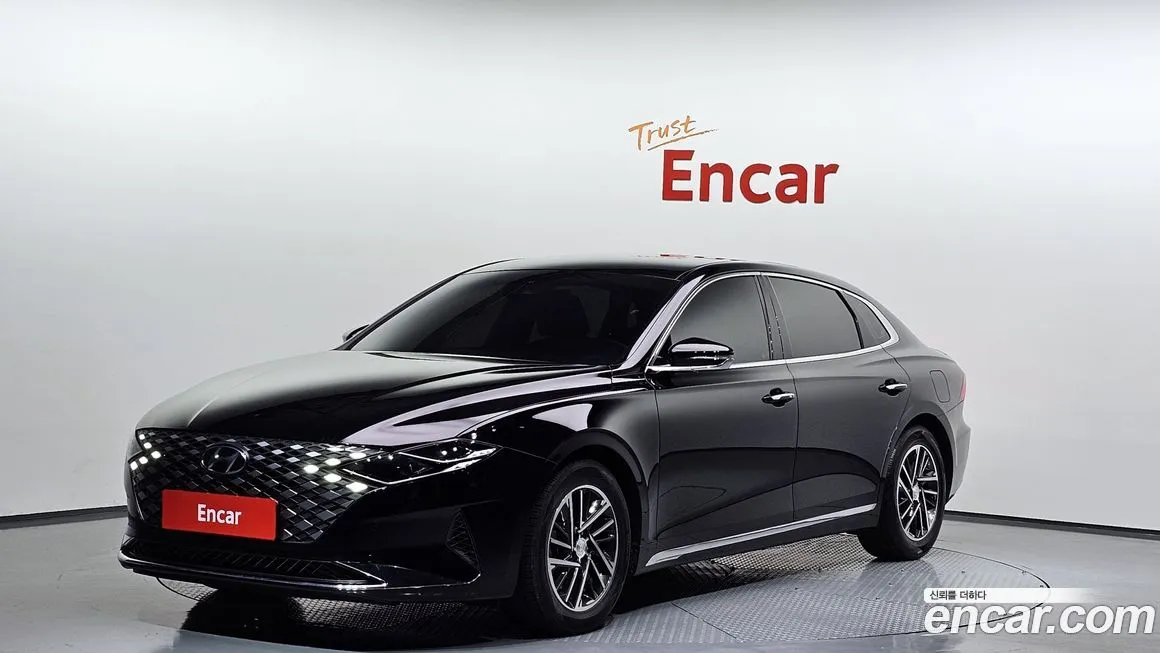 Hyundai Grandeur — фото 1