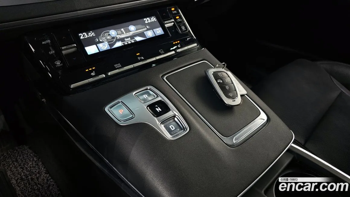 Hyundai Grandeur — фото 9