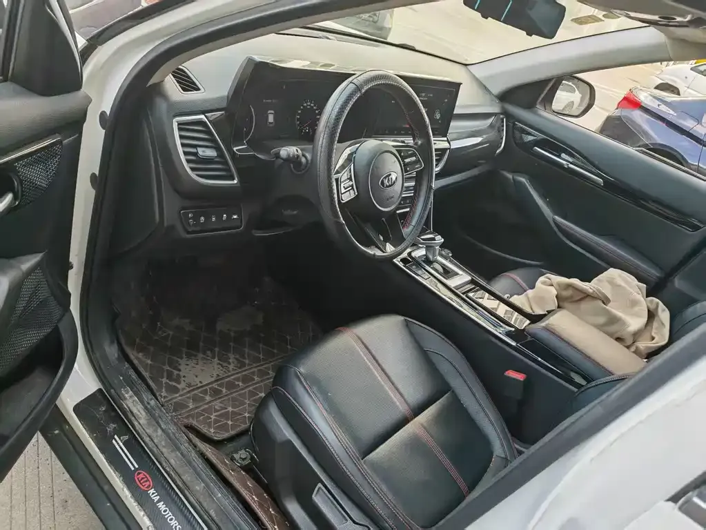 Kia KX3 2021 из CN, фото 5