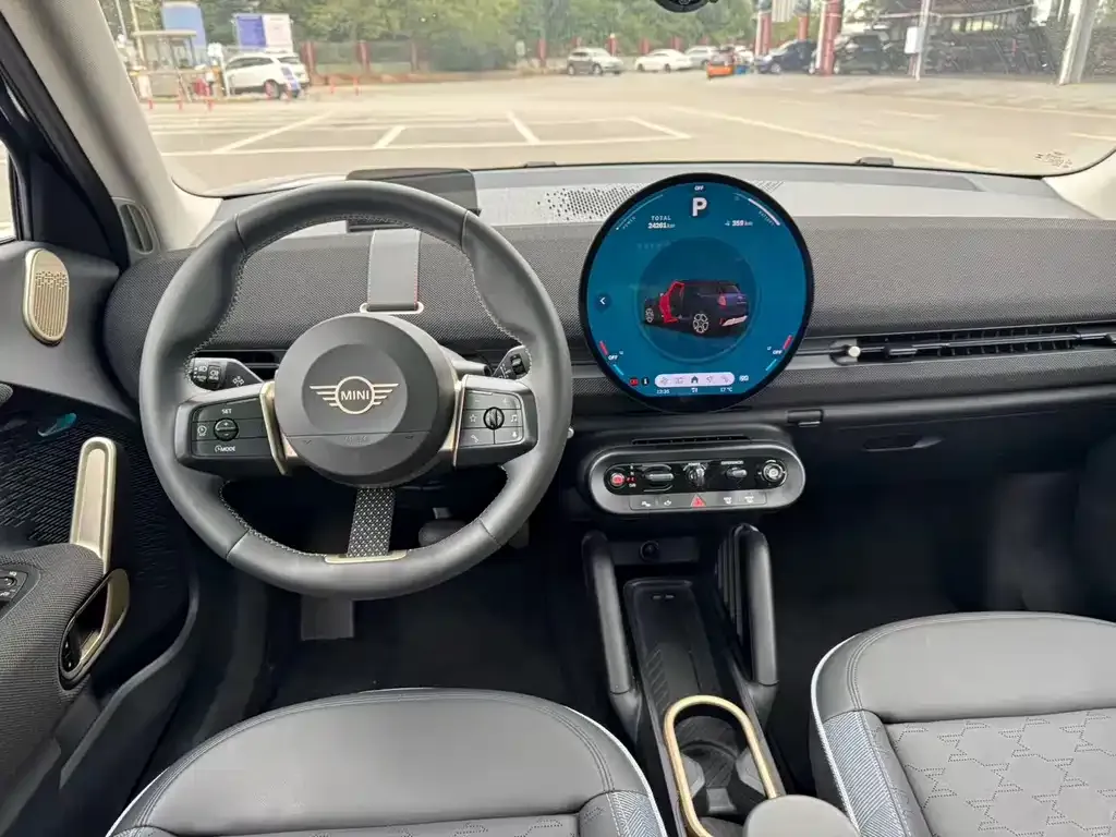 [object Object] MINI COOPER EV 2024 из CN, фото 9