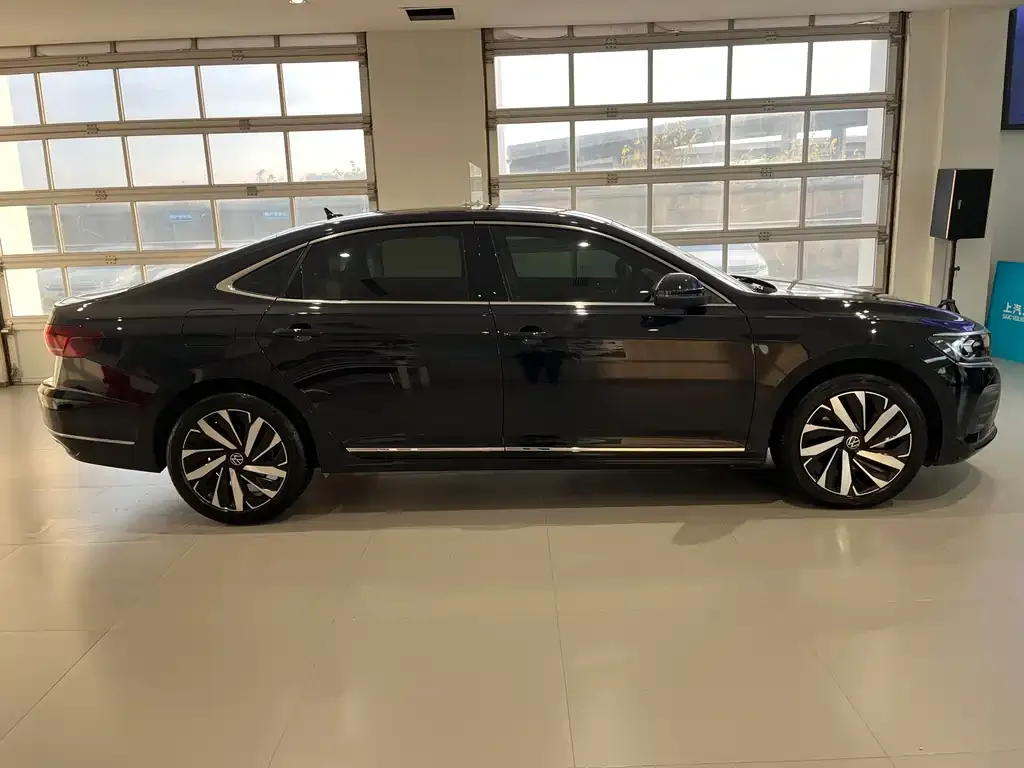 Volkswagen Passat 2024 из CN, фото 6