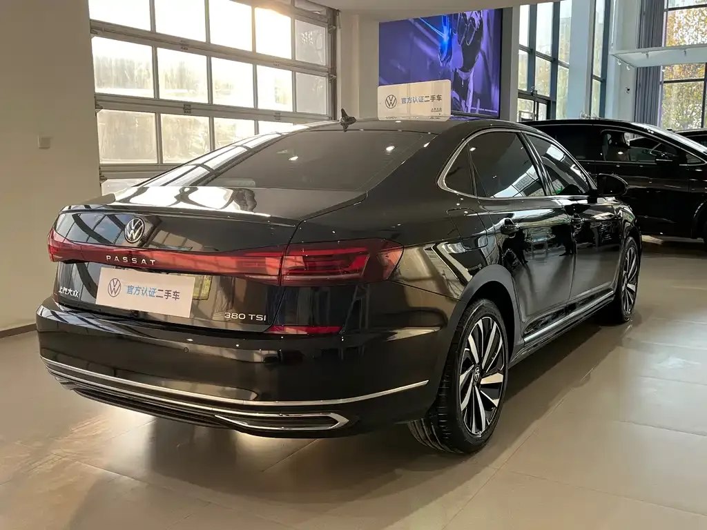 Volkswagen Passat 2024 из CN, фото 7