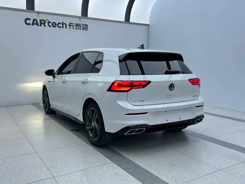 Volkswagen Golf 2022 из CN, фото 5