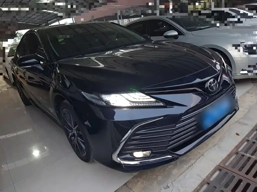Toyota Camry 2023 из CN, фото 4
