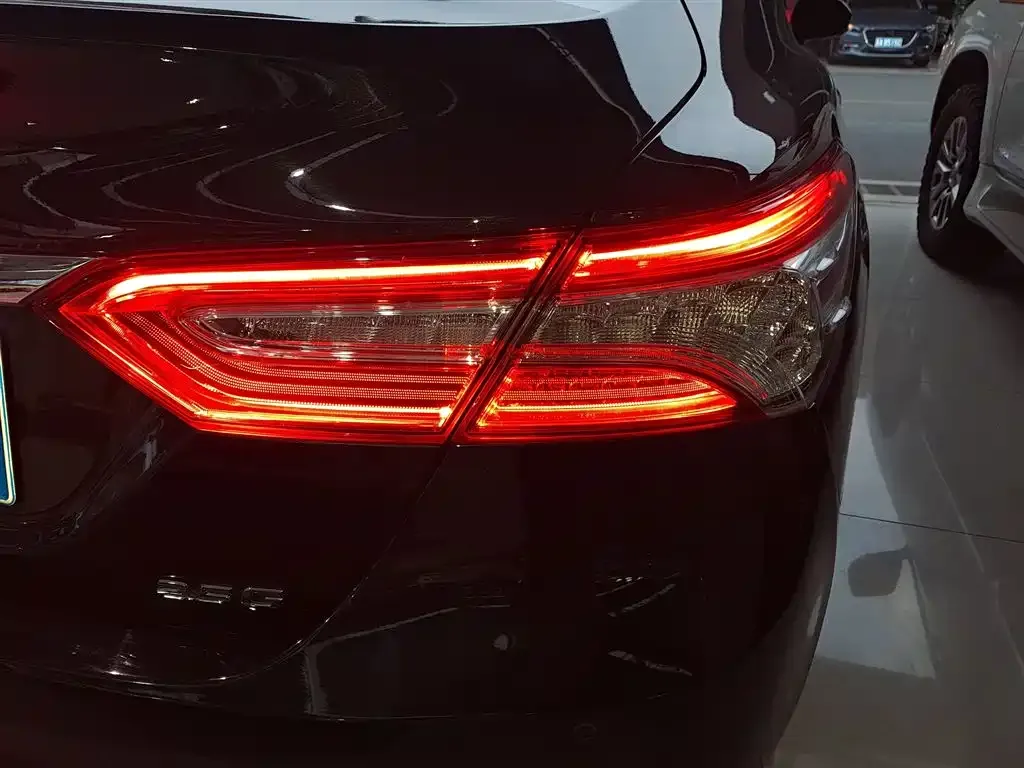 Toyota Camry 2023 из CN, фото 8