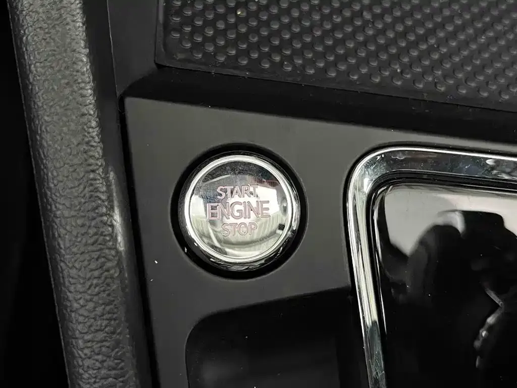 Volkswagen Bora 2022 из CN, фото 4