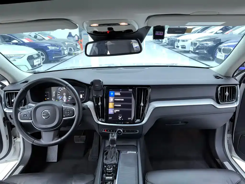 Volvo S60 2021 из CN, фото 6