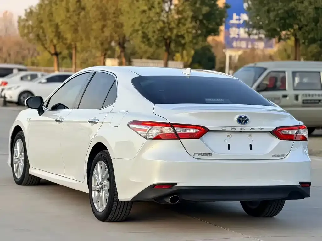 Toyota Camry 2022 из CN, фото 3