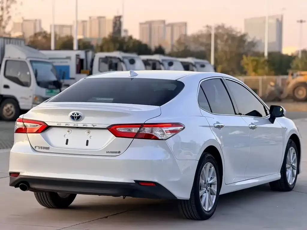 Toyota Camry 2022 из CN, фото 4