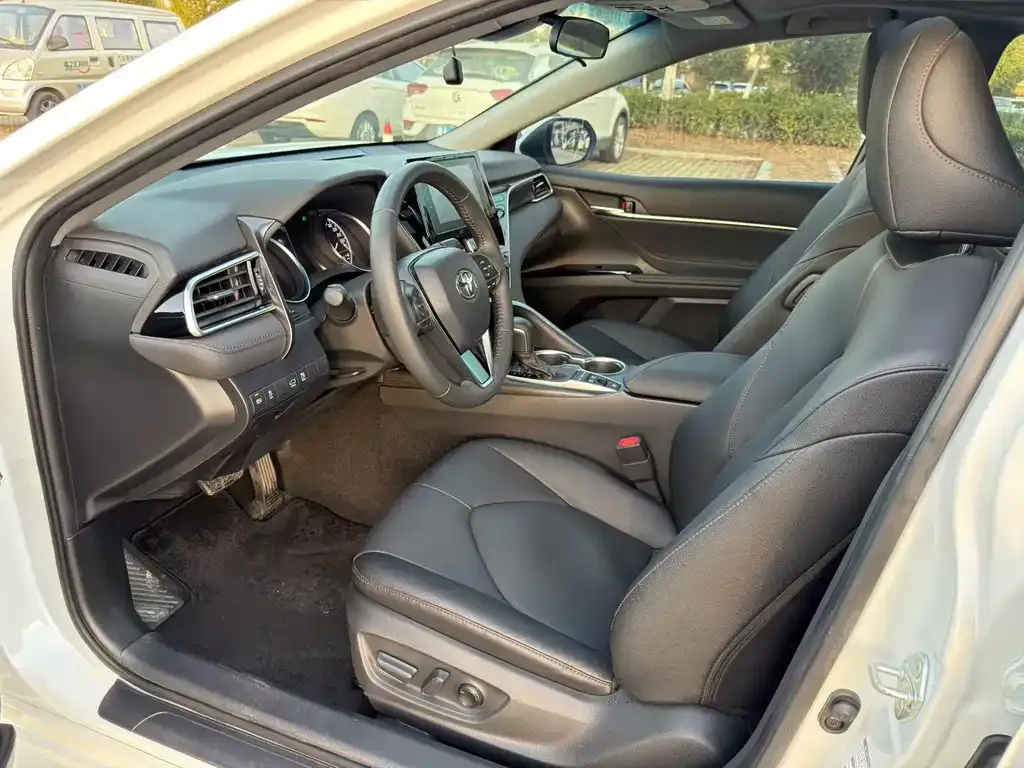Toyota Camry 2022 из CN, фото 6