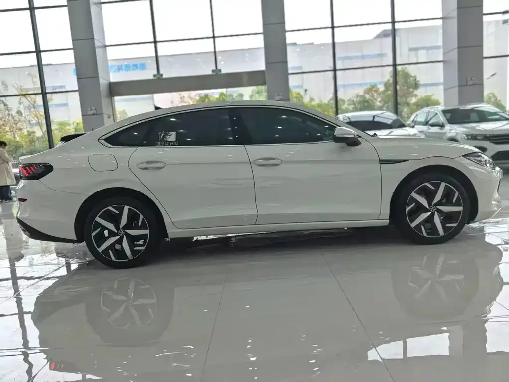 Volkswagen Lamando 2022 из CN, фото 10