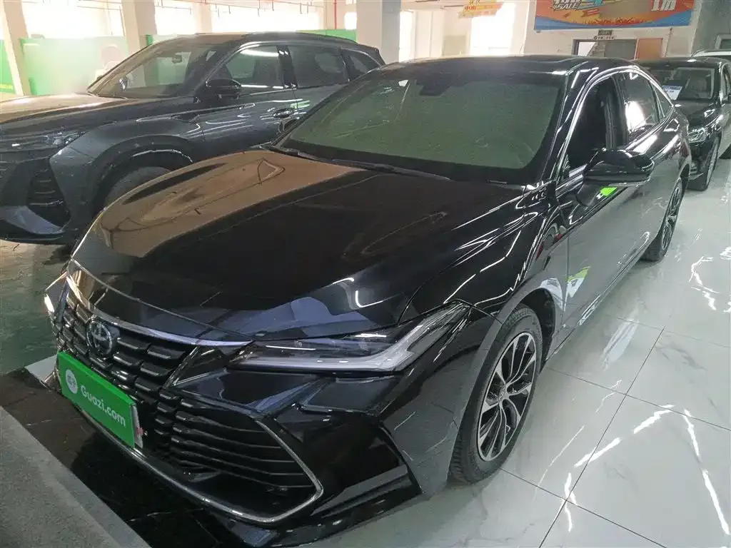Toyota Avalon 2023 из CN, фото 1