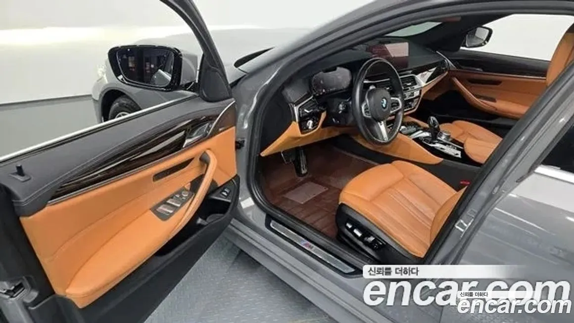 BMW 5-Series 2021 из KR, фото 10