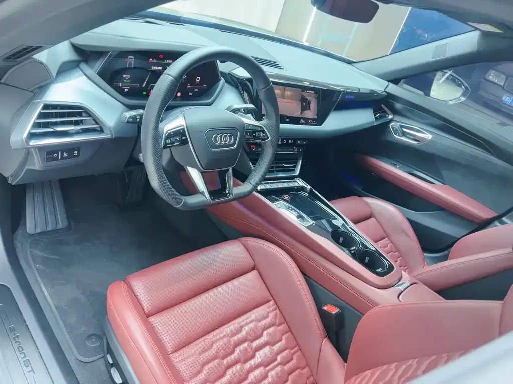 Audi e-tron GT 2024 из CN, фото 6