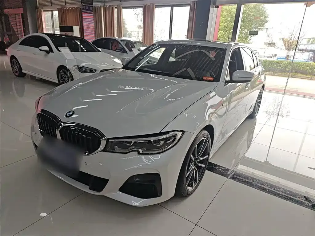 BMW 3 Series 2021 из CN, фото 1