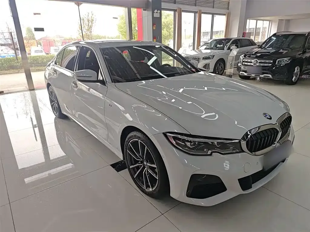 BMW 3 Series 2021 из CN, фото 4