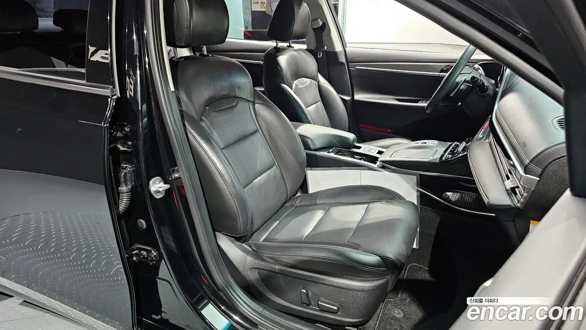 Hyundai Grandeur — фото 10