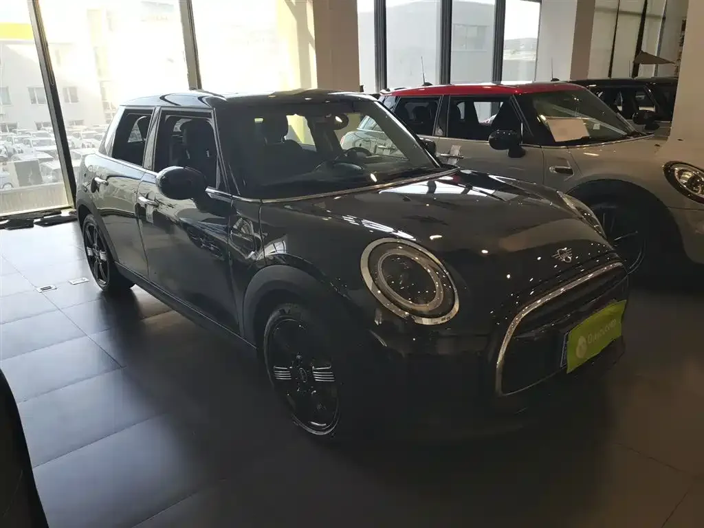 MINI Cooper (3-door) 2023 из CN, фото 4