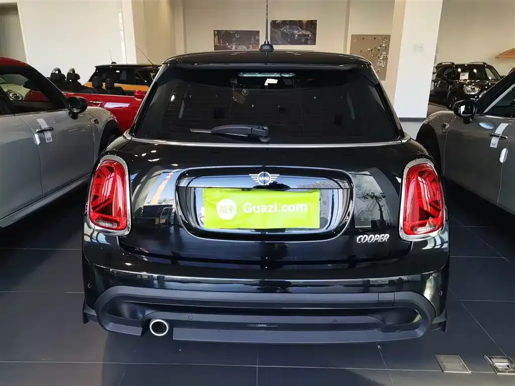 MINI Cooper (3-door) 2023 из CN, фото 6