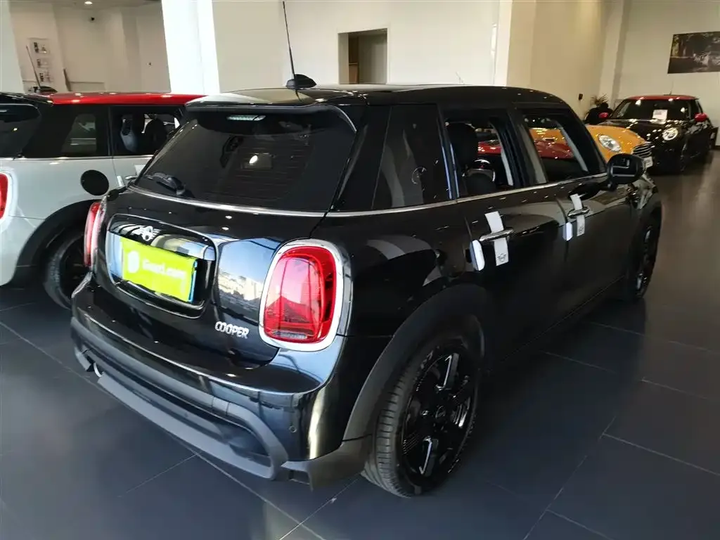 MINI Cooper (3-door) 2023 из CN, фото 7