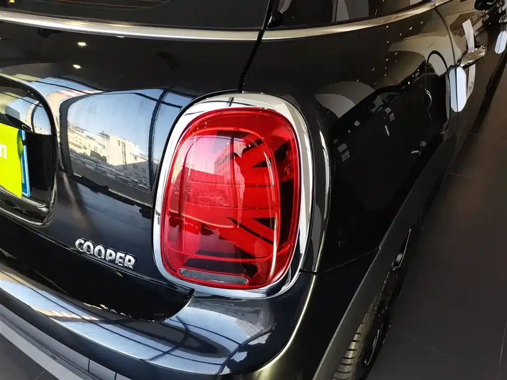 MINI Cooper (3-door) 2023 из CN, фото 8