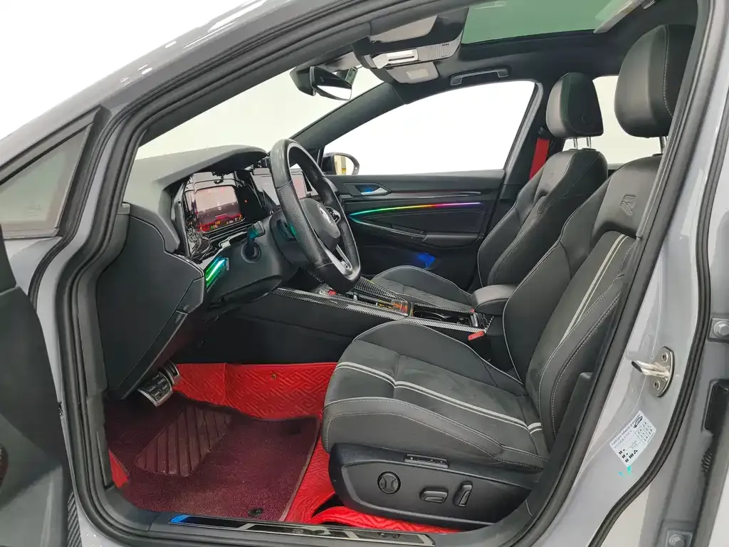 Volkswagen Golf 2022 из CN, фото 7