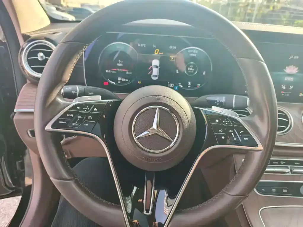Mercedes-Benz E-Class 2021 из CN, фото 9