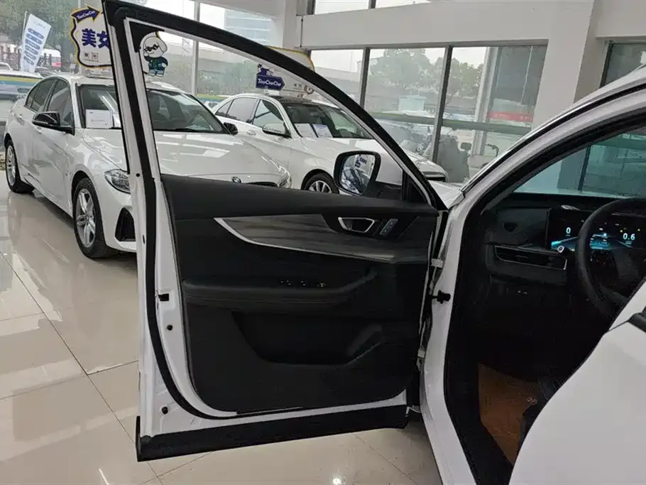 Chery Tiggo 8 PLUS — фото 7