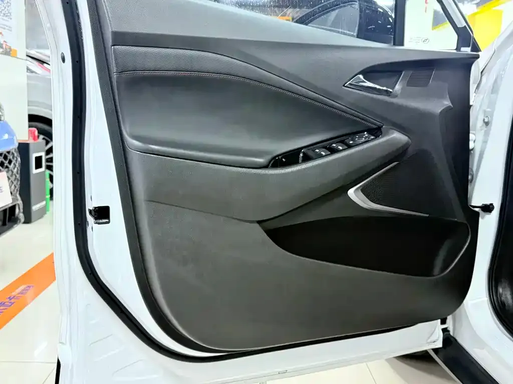Chevrolet Volando 2021 из CN, фото 7