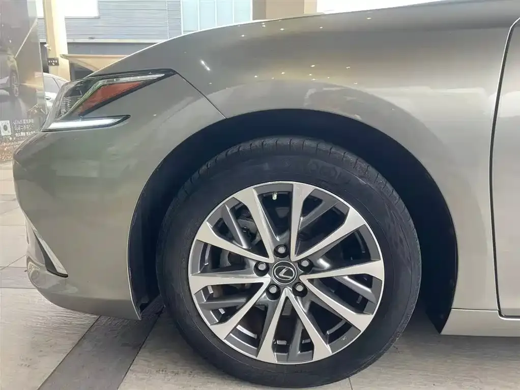 Lexus ES 2022 из CN, фото 3