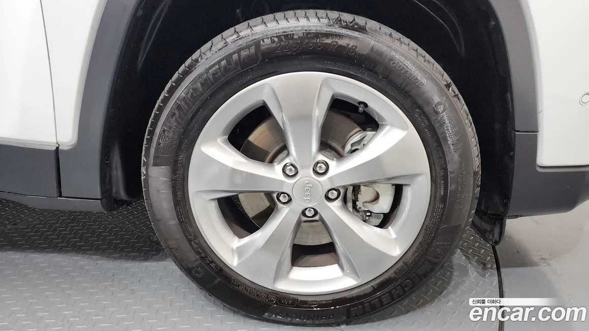 Jeep Cherokee 2021 из KR, фото 5
