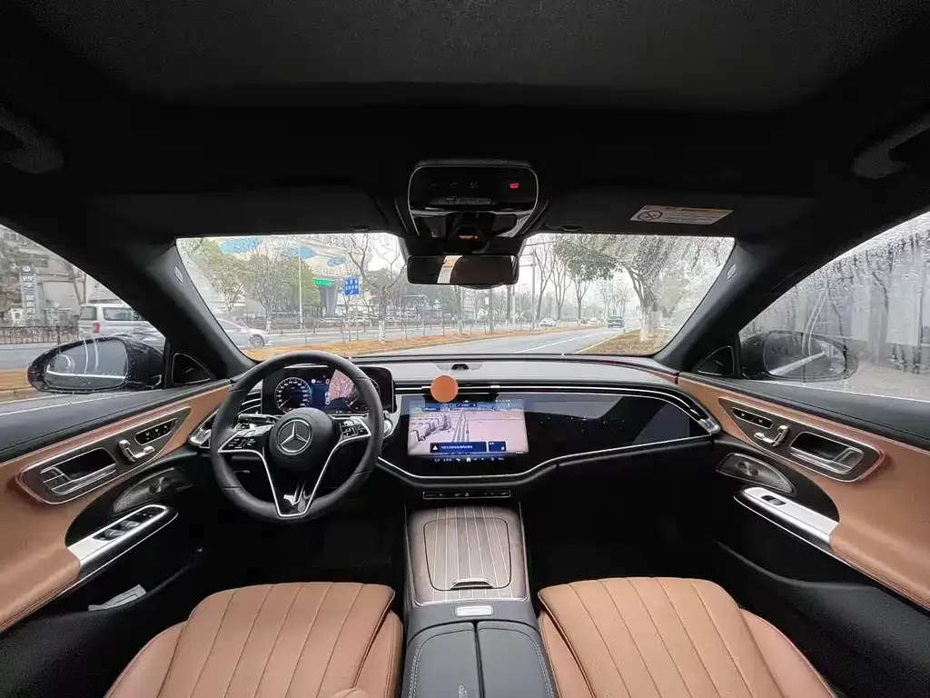 Mercedes-Benz E-Class 2025 из CN, фото 7