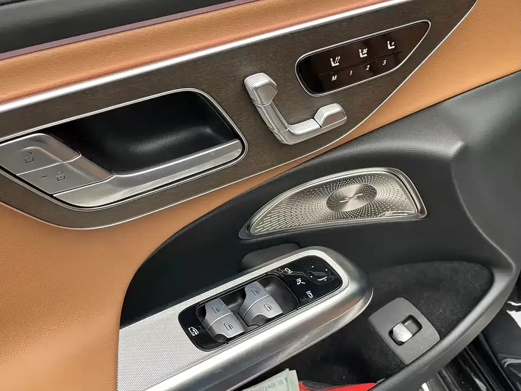 Mercedes-Benz E-Class 2025 из CN, фото 8