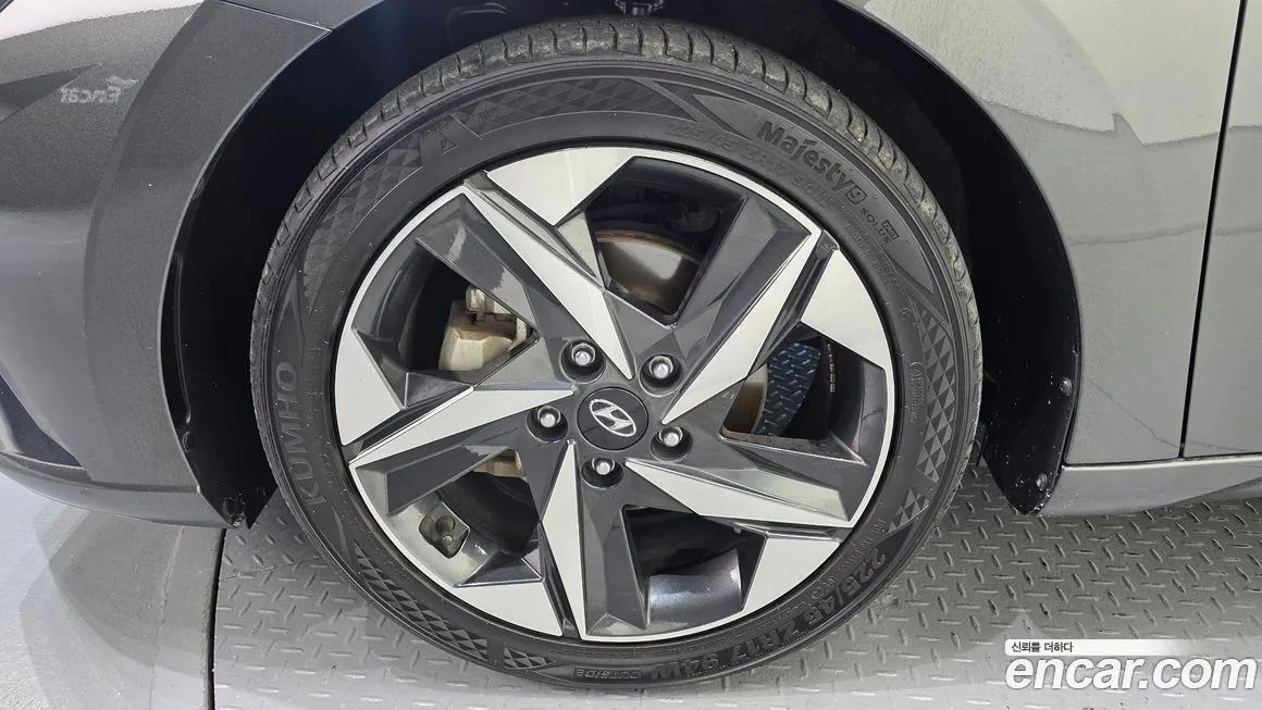 Hyundai AVANTE — фото 5
