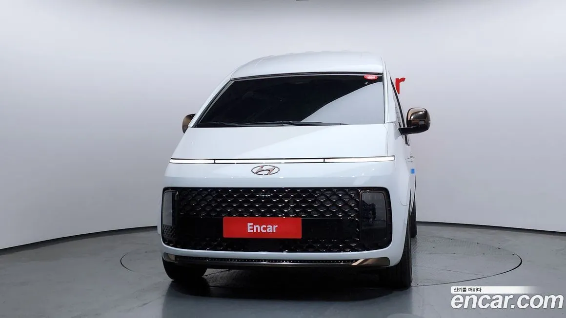 Hyundai Staria 2023 из KR, фото 3