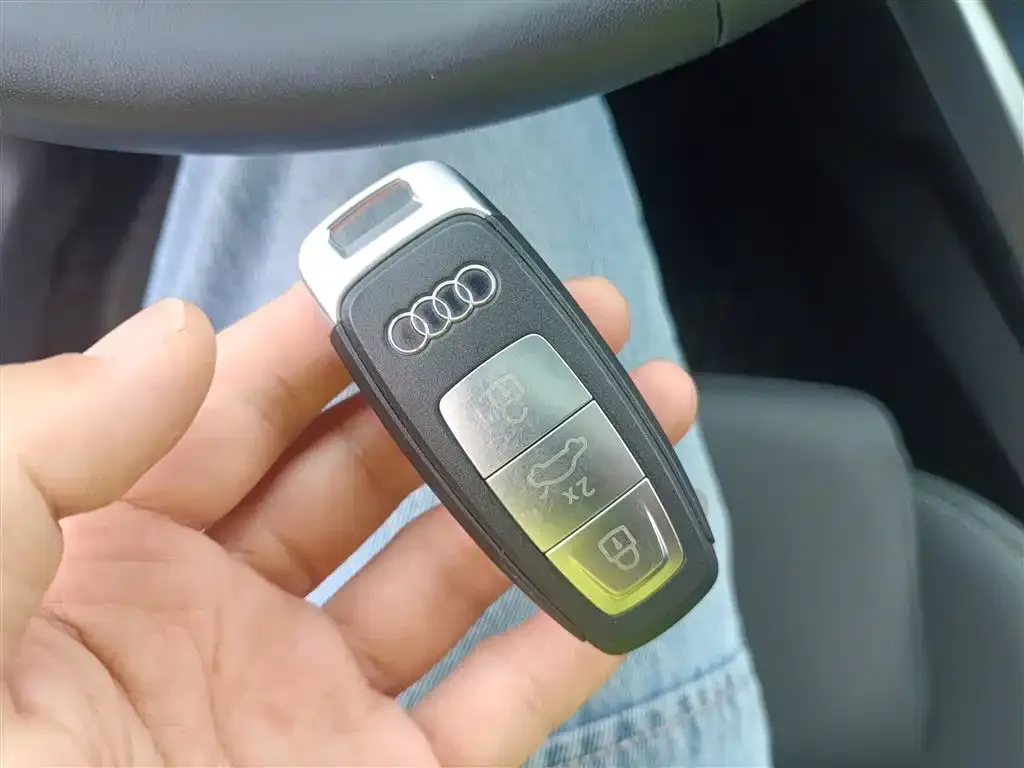 Audi A3 2023 из CN, фото 8