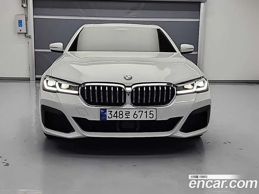 BMW 5-Series 2023 из KR, фото 3