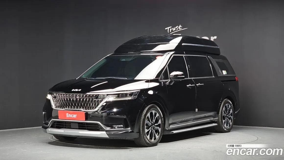 Kia Carnival — фото 1