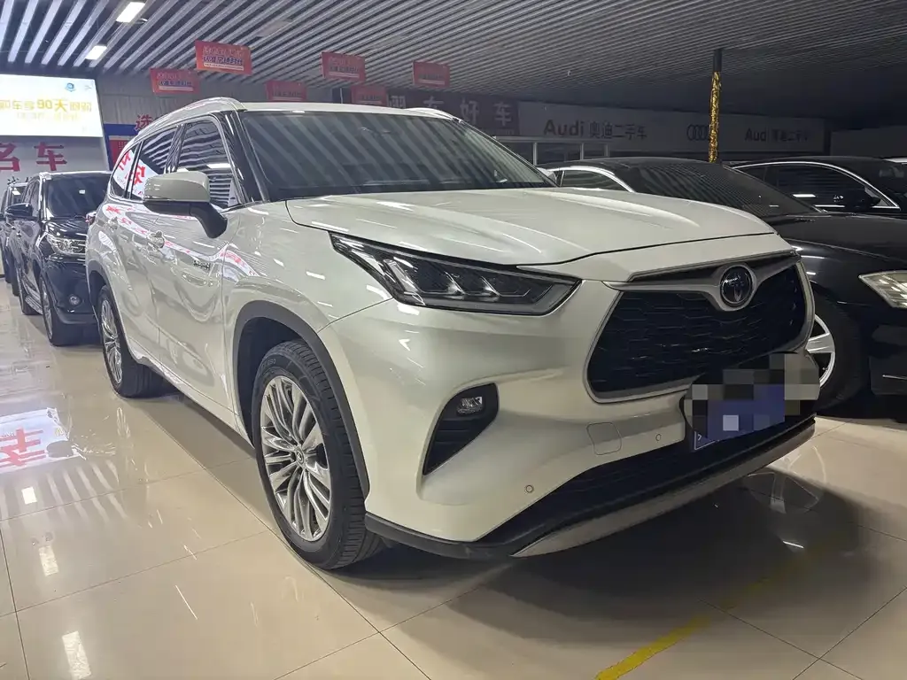 Toyota Highlander 2021 из CN, фото 2