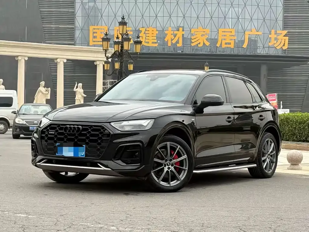 Audi Q5L 2023 из CN, фото 1