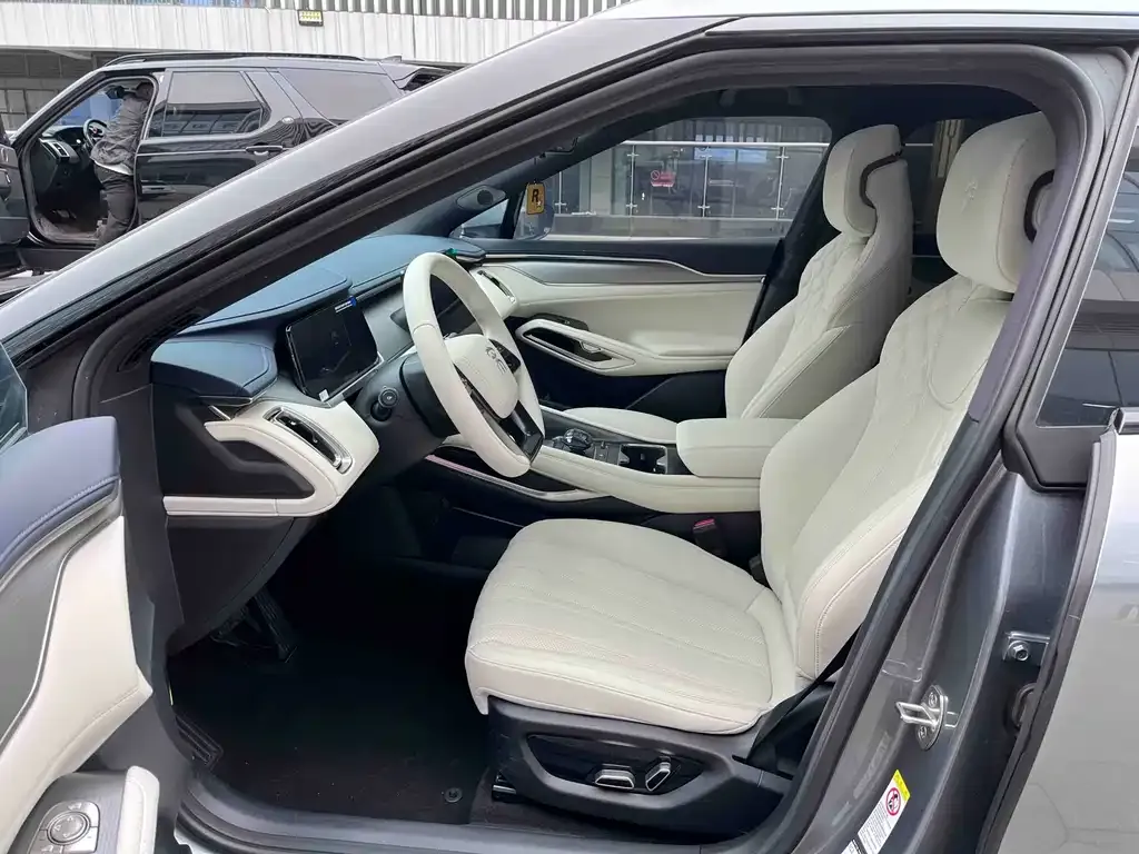 BYD L EV 2024 из CN, фото 5