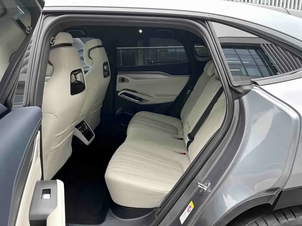 BYD L EV 2024 из CN, фото 8