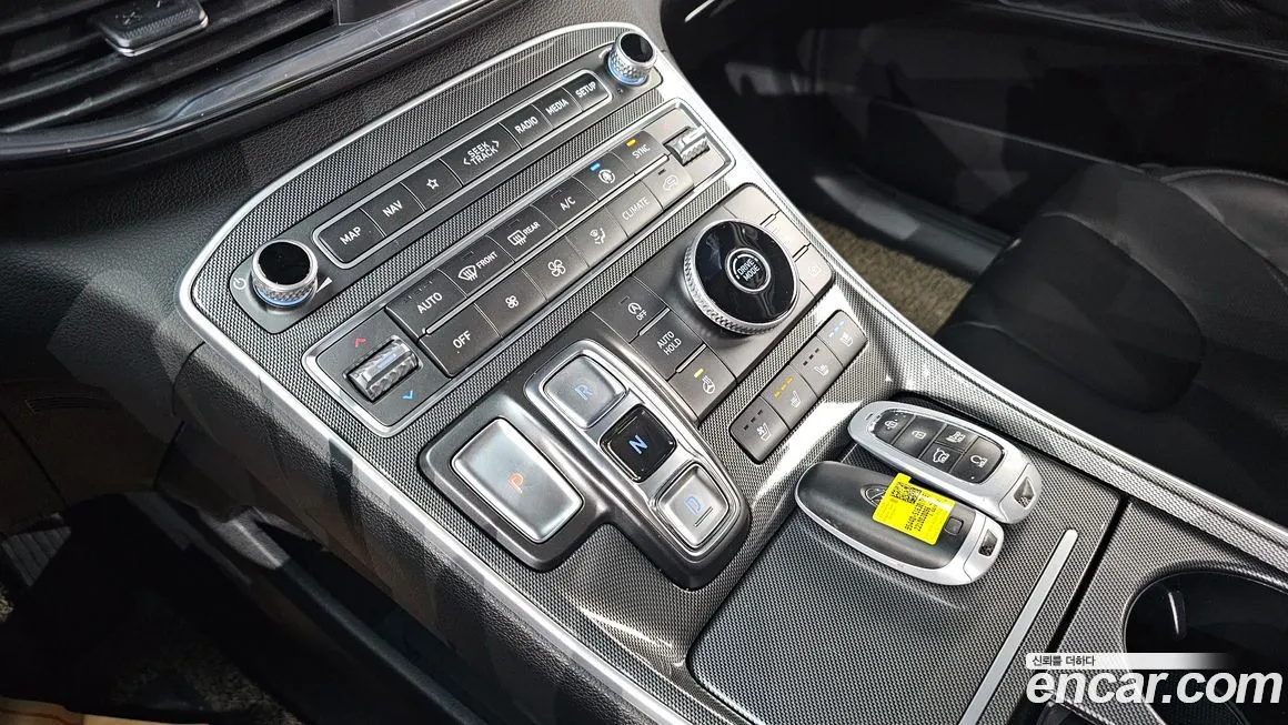 Hyundai Santafe — фото 9