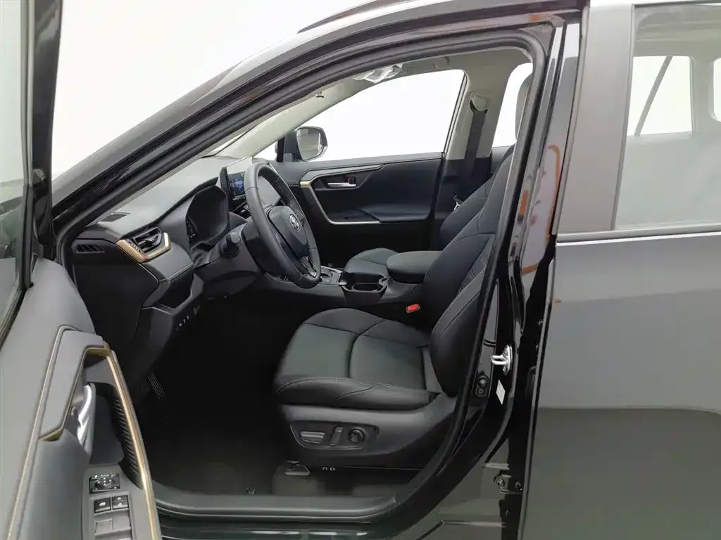 Toyota Wildlander 2025 из CN, фото 10