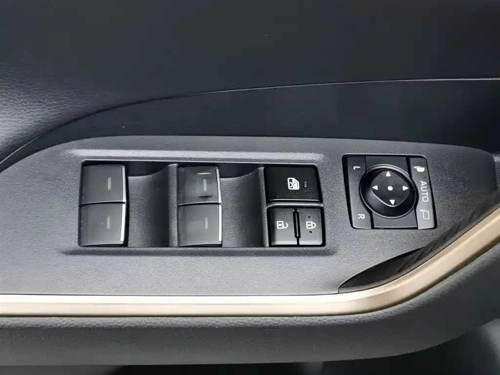 Toyota Wildlander 2025 из CN, фото 9