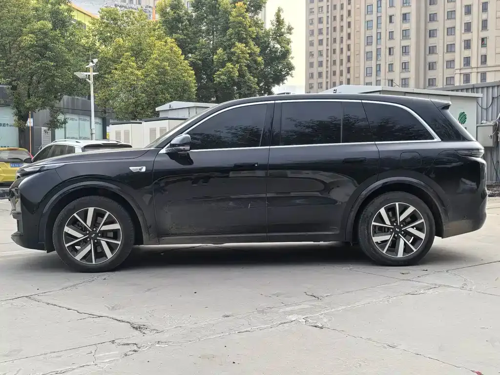 Li Auto L8 2023 из CN, фото 3