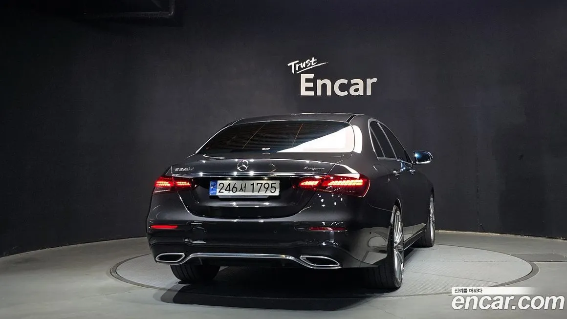 Mercedes-Benz E-Class 2022 из KR, фото 4