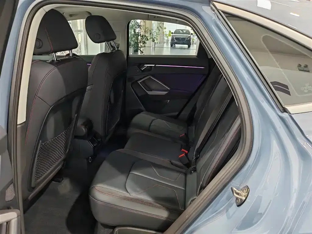 Audi Q3 Sportback 2022 из CN, фото 9